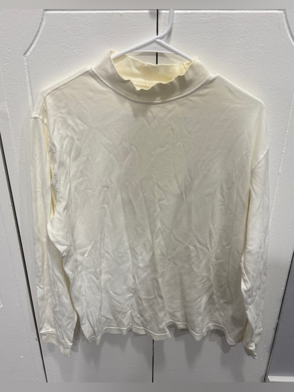 Croft & Barrow Cream Long Sleeve Shirt